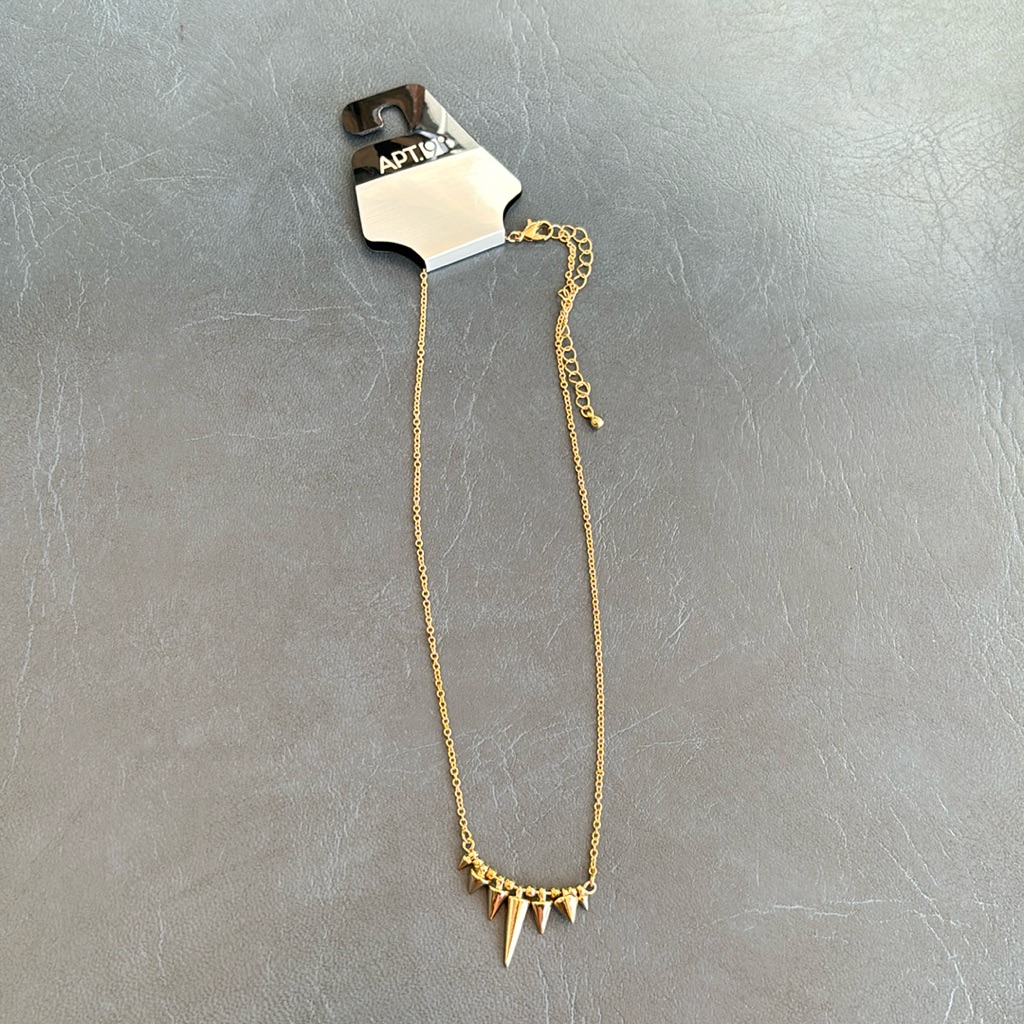 Apt 9 Gold Necklace Nwt 9$
